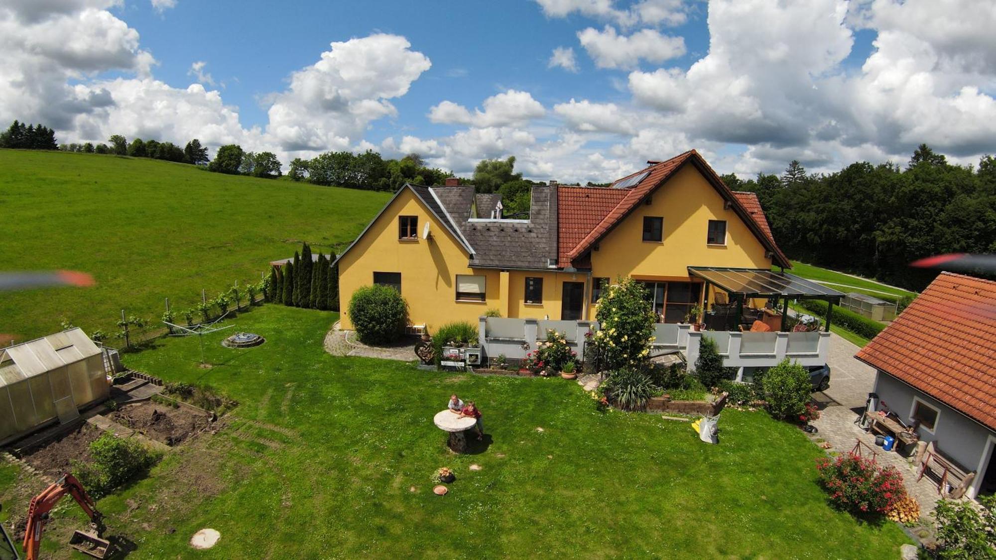 Ferienwohnung Im Thermenland ฟูสเตนเฟลด์ ภายนอก รูปภาพ